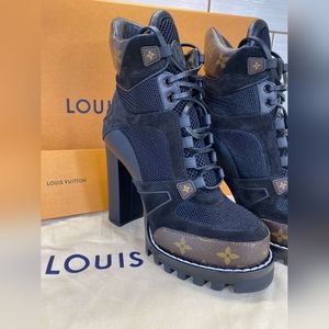 LV 37.5 Star Trail Suede Calf Leather Ankle Boot